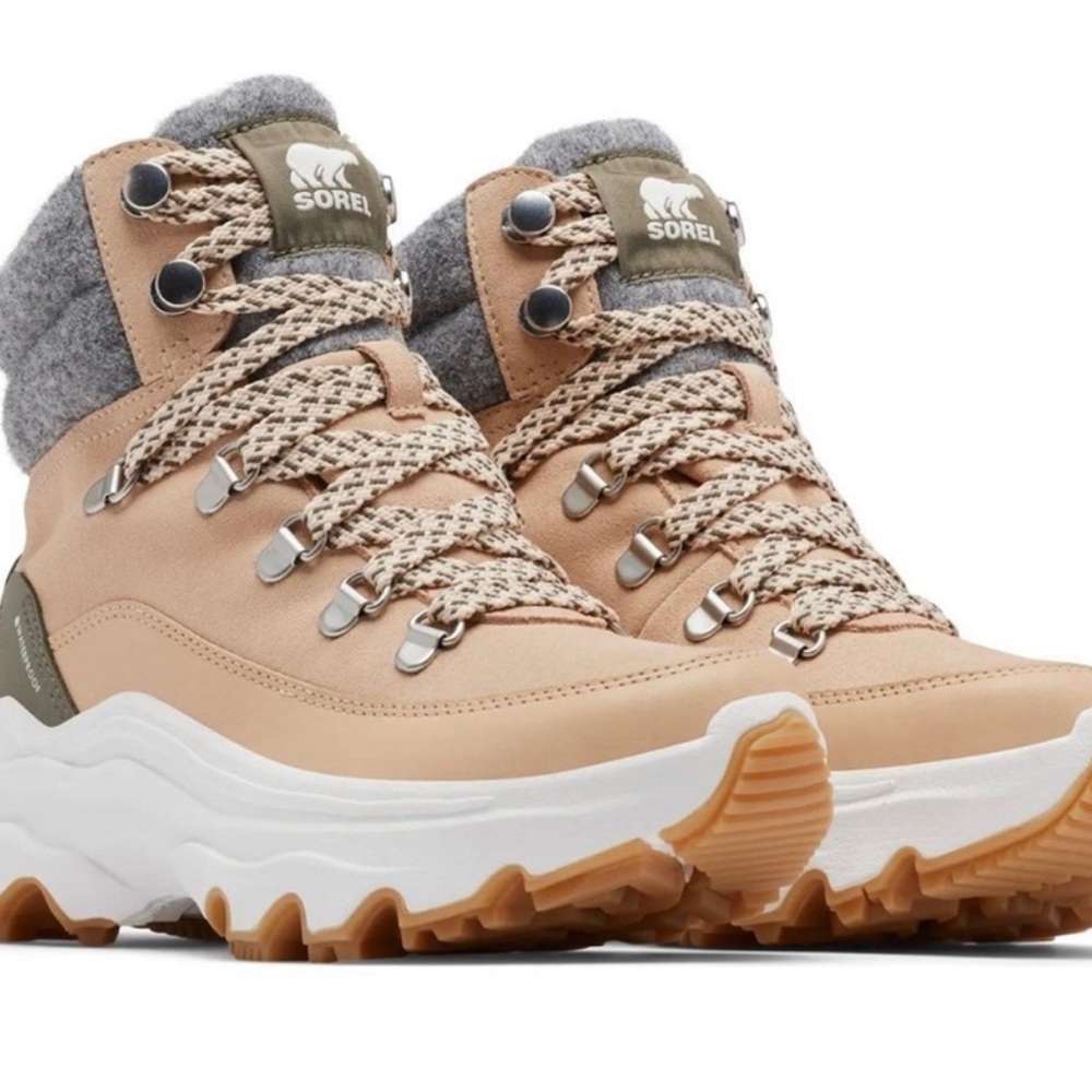 New Sorel Kinetic Breakthru Conquest Waterproof Boots Nova Sandstone 9.5